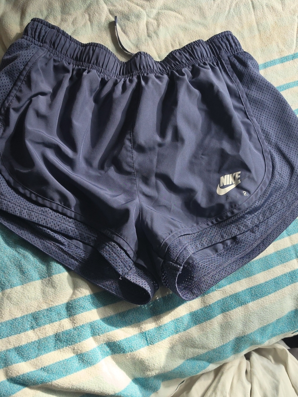 Nike Women's Dark Navy Athletic Running Shorts Medium